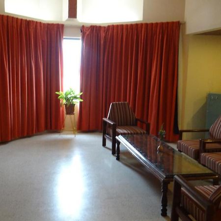 Hotel Paradise - Mysore Dasaprakash Group ภายนอก รูปภาพ