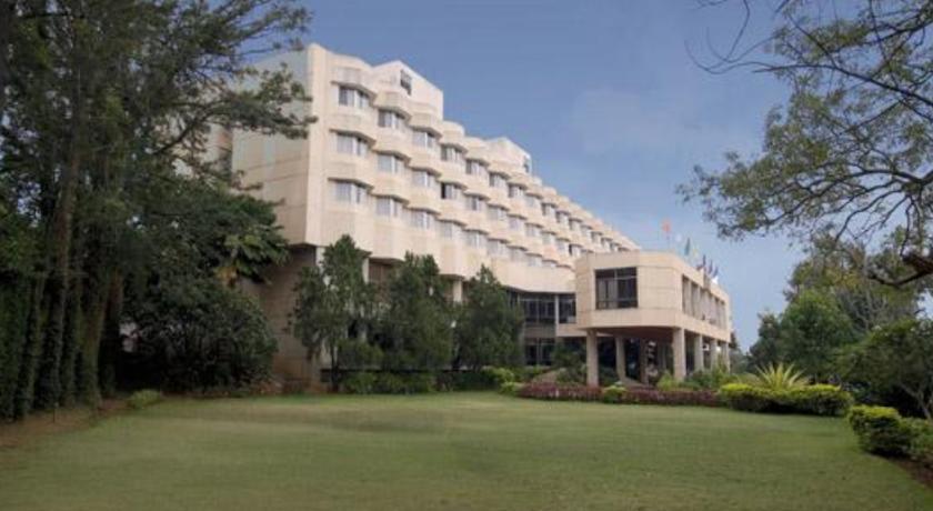 Hotel Paradise - Mysore Dasaprakash Group ภายนอก รูปภาพ